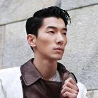 qq男生长腿头像图片_WWW.WHOISQQ.COM