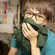 戴着墨镜的男生头像图片_WWW.WHOISQQ.COM