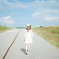 在路上头像图片男生一个人_WWW.WHOISQQ.COM