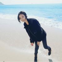 男生海边黑白头像图片_WWW.WHOISQQ.COM
