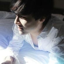 qq男生头像图片带香蕉的_WWW.WHOISQQ.COM