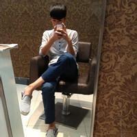 qq男生头像图片带香蕉的_WWW.WHOISQQ.COM
