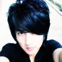 相框式男生头像图片_WWW.WHOISQQ.COM