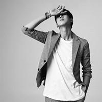 qq头像图片男生的转过的头_WWW.WHOISQQ.COM