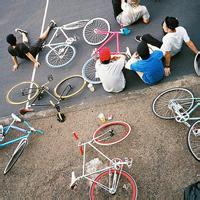 男生跳水头像图片_WWW.WHOISQQ.COM
