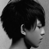 黑色男生头像图片_WWW.WHOISQQ.COM