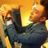 qq头像图片男生街上_WWW.WHOISQQ.COM
