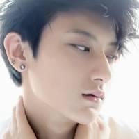 q头像图片男生浪漫_WWW.WHOISQQ.COM