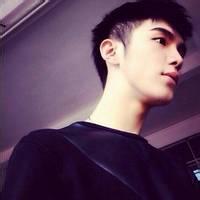 男生正身侧脸头像图片_WWW.WHOISQQ.COM