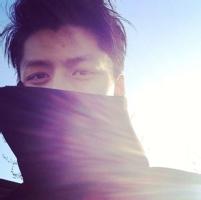 2015潮流男生头像图片_WWW.WHOISQQ.COM