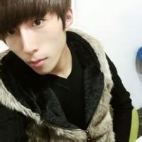 qq头像图片13岁男生_WWW.WHOISQQ.COM
