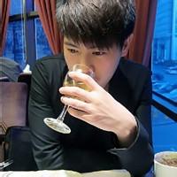 男生背影帅气头像图片_WWW.WHOISQQ.COM