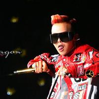 男生头像图片爬山_WWW.WHOISQQ.COM
