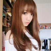 男生抬腿头像图片_WWW.WHOISQQ.COM