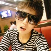 yy阳光男生头像图片_WWW.WHOISQQ.COM