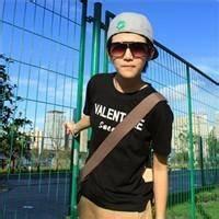 男生怎样拍头像图片_WWW.WHOISQQ.COM