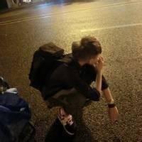 qq头像图片背景男生下载_WWW.WHOISQQ.COM