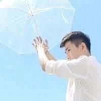 男生夸张大笑头像图片_WWW.WHOISQQ.COM