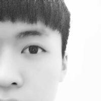 半张脸的男生头像图片_WWW.WHOISQQ.COM