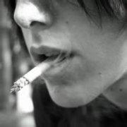 qq头像图片男生烟雾_WWW.WHOISQQ.COM