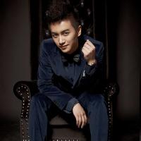 熟男生活照头像图片_WWW.WHOISQQ.COM
