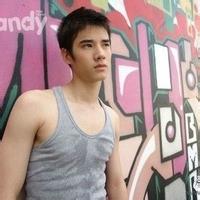 qq头像图片闪光头像图片男生_WWW.WHOISQQ.COM