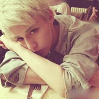 qq头像图片混血儿男生_WWW.WHOISQQ.COM