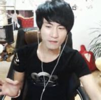 红军男生头像图片_WWW.WHOISQQ.COM