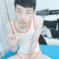 qq头像图片男生全景帅气_WWW.WHOISQQ.COM