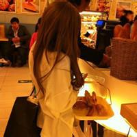 男生抱起女生的头像图片_WWW.WHOISQQ.COM
