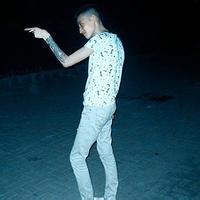 好一点的男生qq头像图片_WWW.WHOISQQ.COM