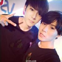 qq头像图片钻石爆闪男生_WWW.WHOISQQ.COM