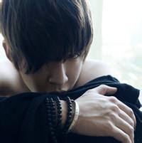 qq男生头像图片身子_WWW.WHOISQQ.COM