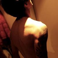 qq花心男生头像图片_WWW.WHOISQQ.COM