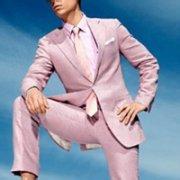 qq头像图片白色西服男生_WWW.WHOISQQ.COM