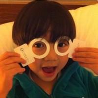 qq头像图片男生闪光鞋_WWW.WHOISQQ.COM