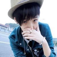 超酷戴帽子男生头像图片_WWW.WHOISQQ.COM