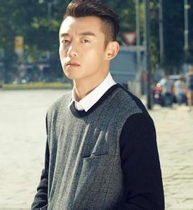 郑恺发型男生头像图片_WWW.WHOISQQ.COM