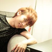 qq头像图片急切设计男生_WWW.WHOISQQ.COM