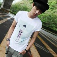 穿花式衣服的男生头像图片_WWW.WHOISQQ.COM