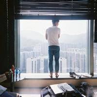 qq个性男生全身头像图片_WWW.WHOISQQ.COM
