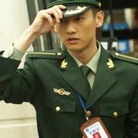 qq头像图片军人$$男生_WWW.WHOISQQ.COM