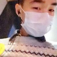 男生口罩男头像图片_WWW.WHOISQQ.COM