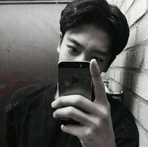 中分男生头像图片吧_WWW.WHOISQQ.COM