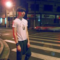 男生头像图片牵手_WWW.WHOISQQ.COM