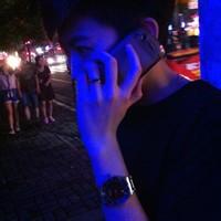 男生头像图片牵手_WWW.WHOISQQ.COM