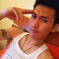 qq头像图片鲜花男生_WWW.WHOISQQ.COM