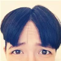 男生旁边有猫的头像图片_WWW.WHOISQQ.COM