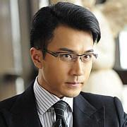 近视眼镜男生头像图片_WWW.WHOISQQ.COM