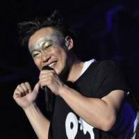 胖胖的男生头像图片_WWW.WHOISQQ.COM